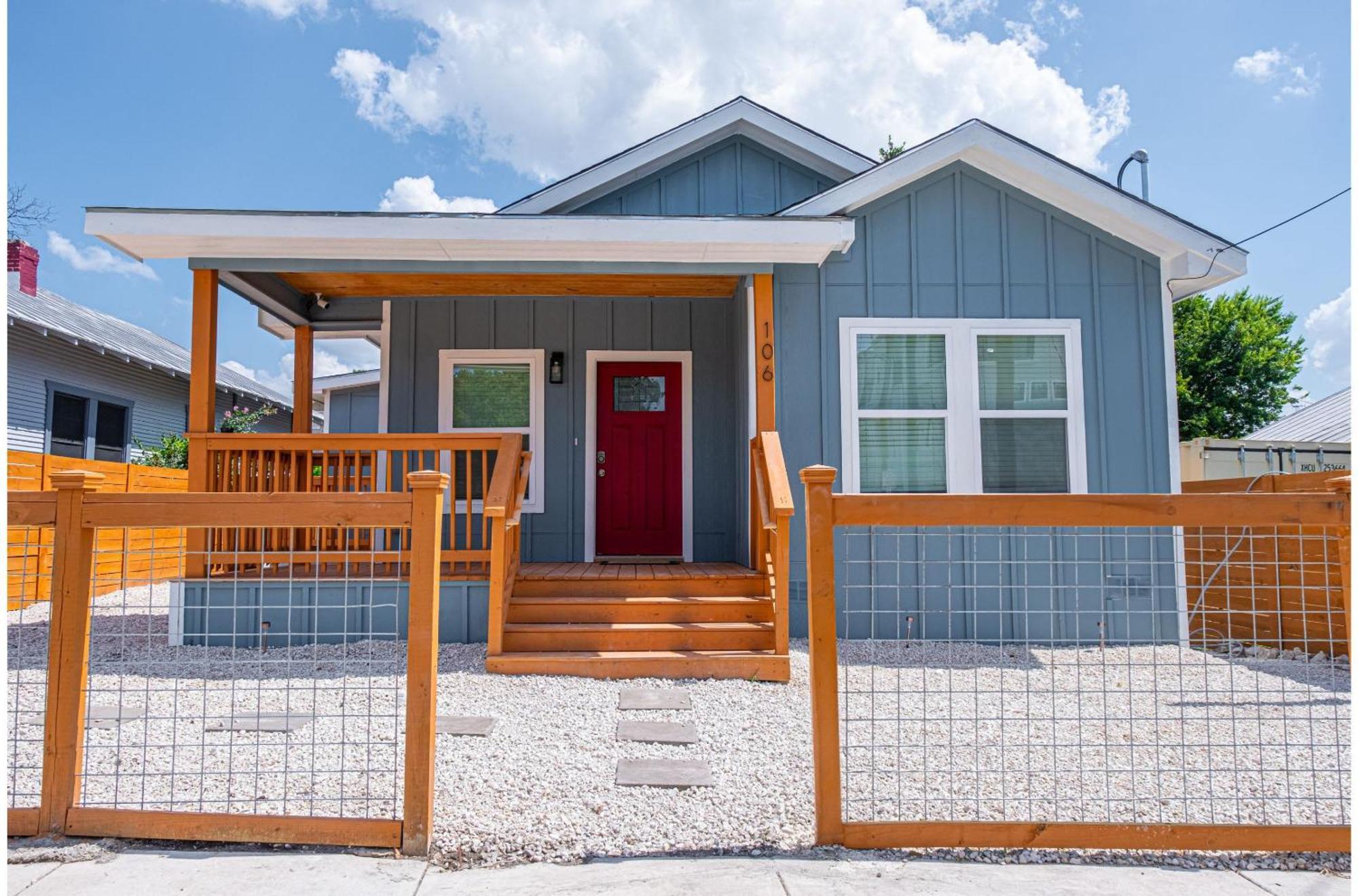 Heaven-sent Convenient 4br 3ba Near Downtown Сasa de vacaciones *