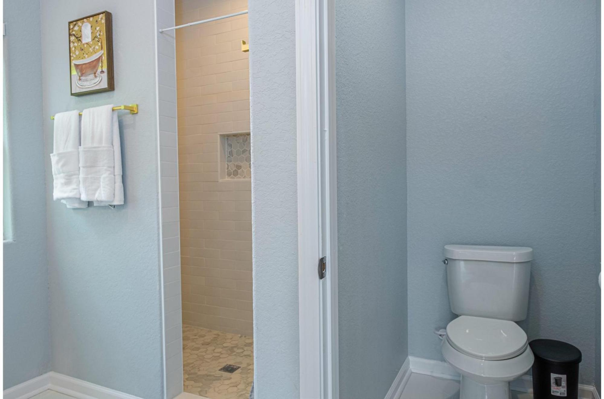Heaven-sent Convenient 4br 3ba Near Downtown San Antonio